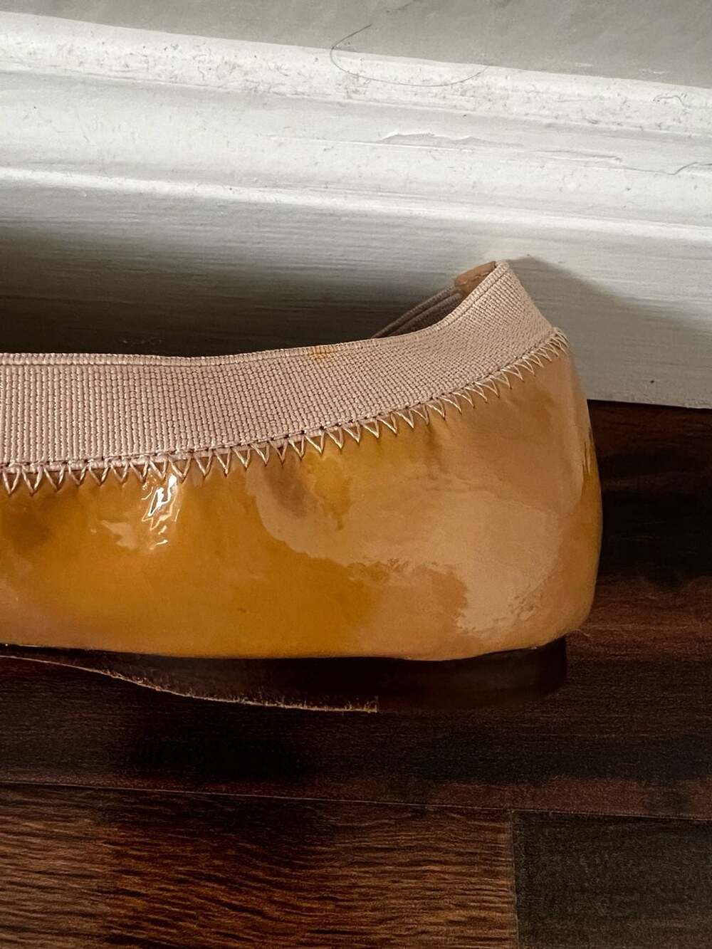 Tory Burch Women's Caroline Patent Leather Logo Ballet Flats Tan Size 9M - Picture 9 of 11